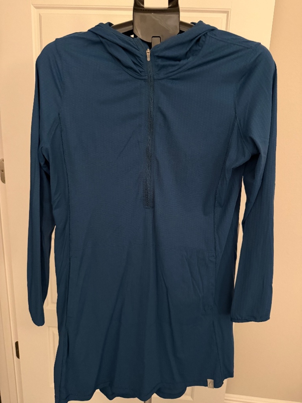 L.L. Bean Women's Hooded Swim Cover-Up in Dark Teal